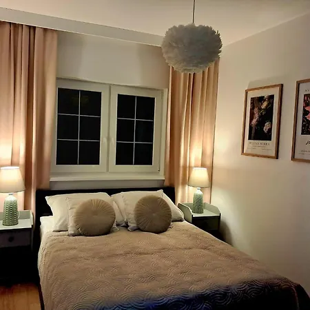 Dom Radomieszka Z Widokiem Na Rudawy I Sniezke Holiday home Radomierz